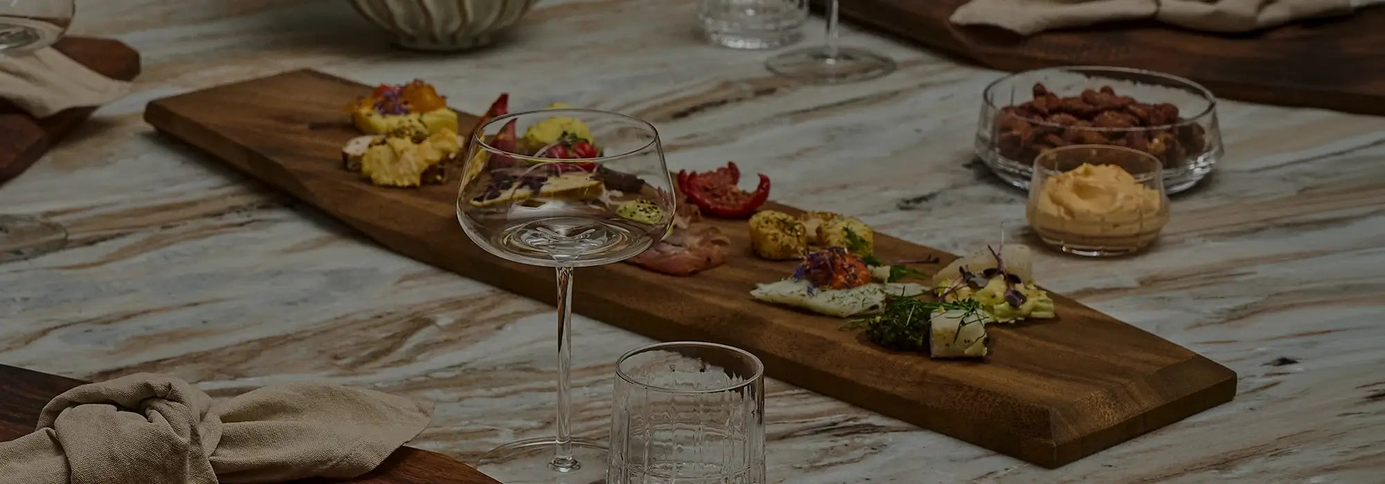 Tapasbrætter og skåle til Tapasanretning